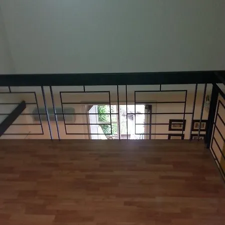 Semesterbostad Casa Del Glicine *