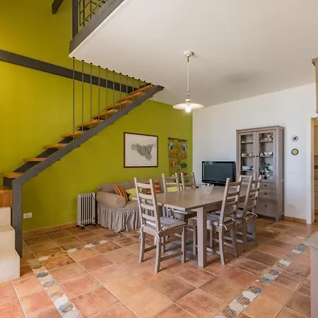 Holiday home Casa Del Glicine
